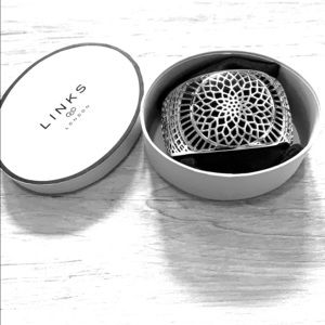 NIB Links of London Timeless Cuff Sterling Silver